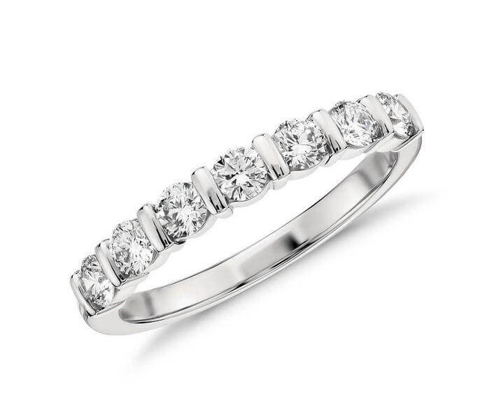 18ct White Gold Bar
