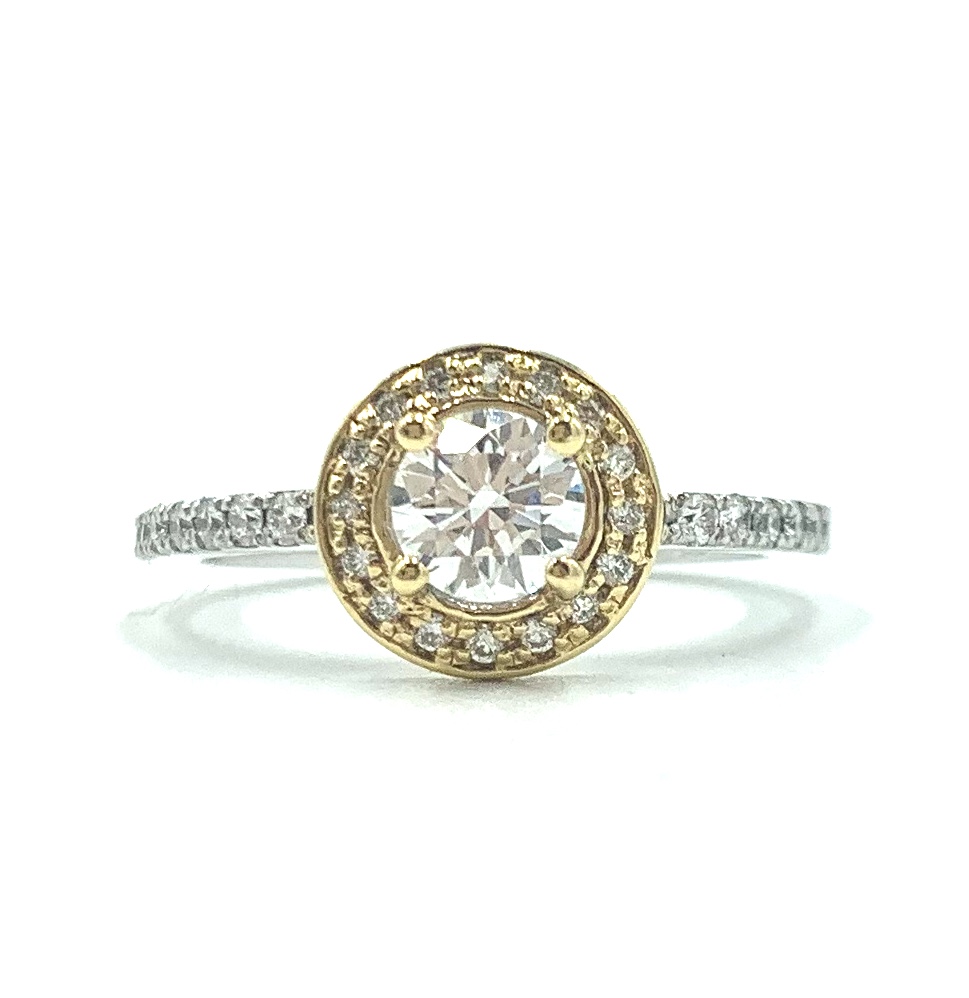 Round Brilliant Halo Diamond