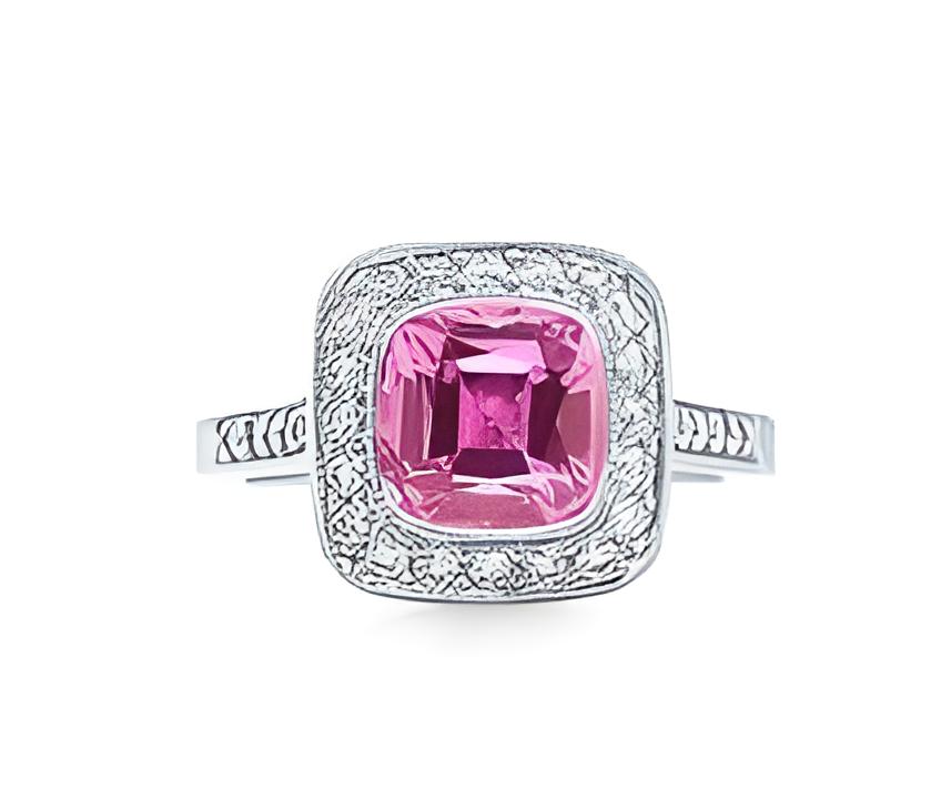 18ct White Gold Pink