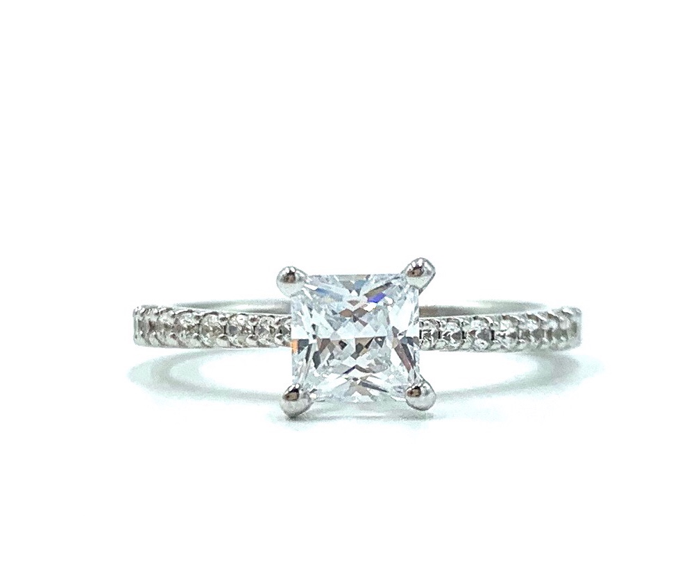 Four Claw Princess Cut