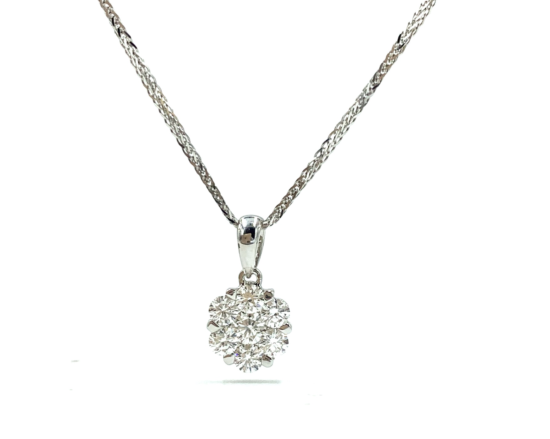 18ct White Gold Cluster