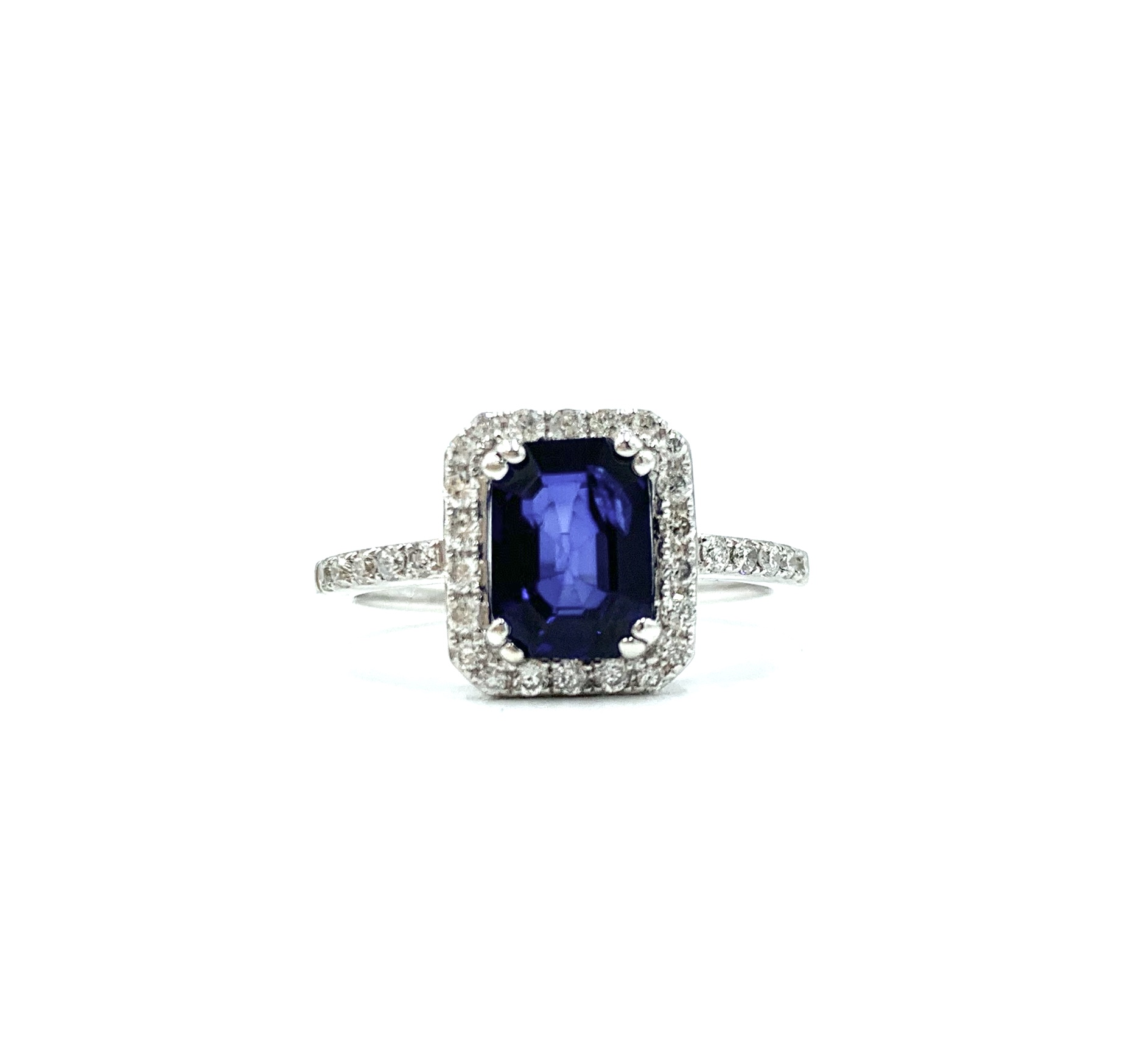 14ct White Gold Emerald