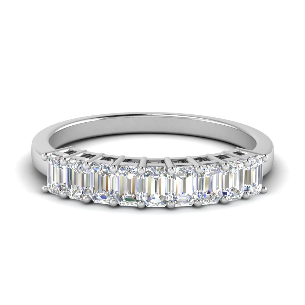 18ct White Gold Emerald