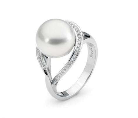 18ct White Gold 11-12mm