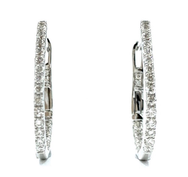 18ct White Gold Oval