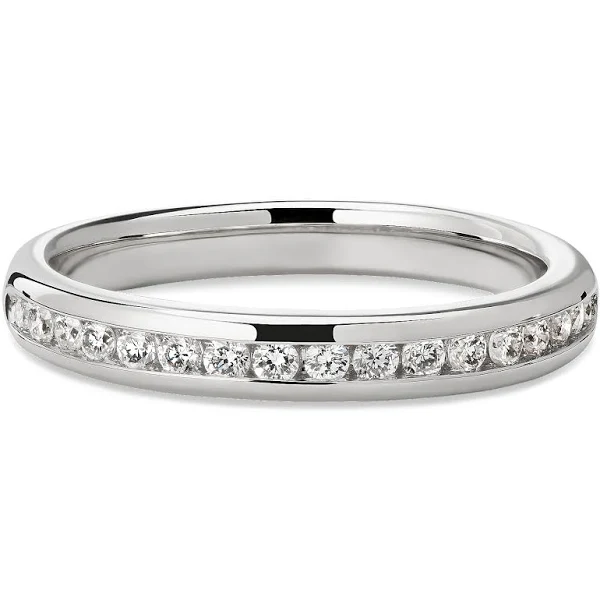 18ct White Gold Channel