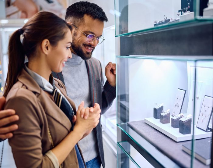 Shopping for Engagement Rings in Melbourne as a Couple: Why It’s the New Normal